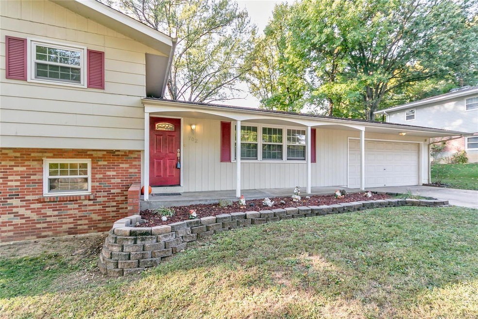 Welcome home to this multi-level home, 4 beds, 2 b
