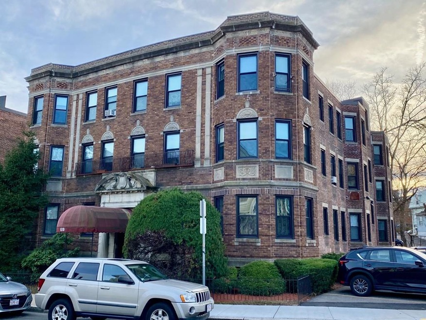 69 Quint Ave unit 10, Allston, MA 02134 - photo 1