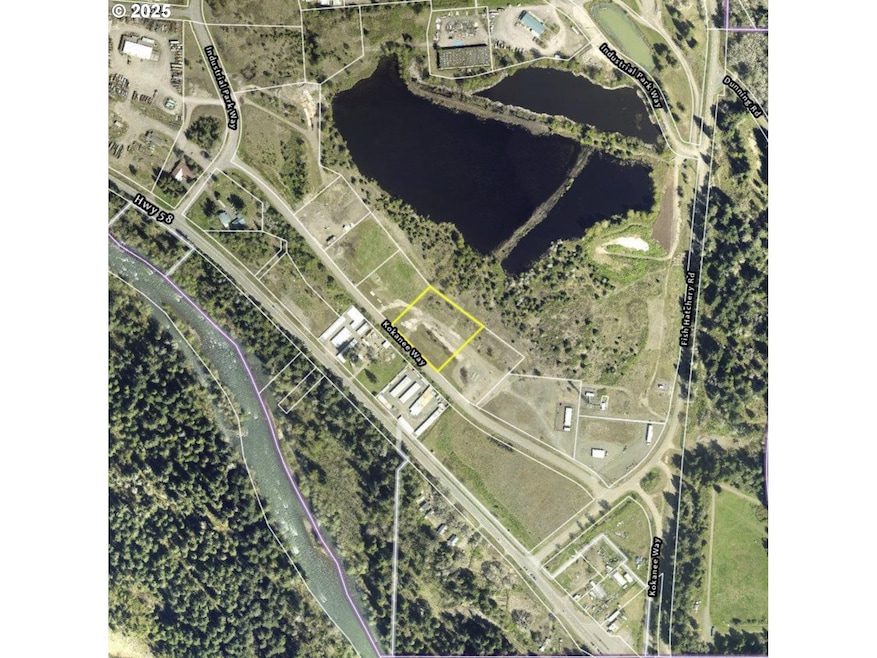 0 Oakridge Industrial unit 23, Oakridge, OR 97463 - photo 1