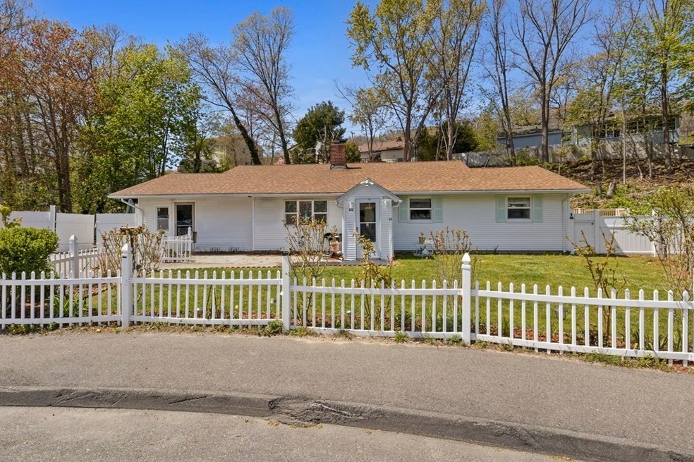 44 Mcauliffe Rd, Randolph, MA 02368 - photo 1