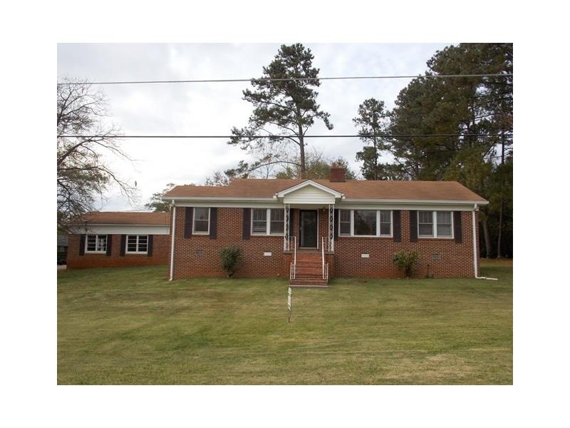 202 Andrew Jackson St, Commerce, GA 30529 - photo 1