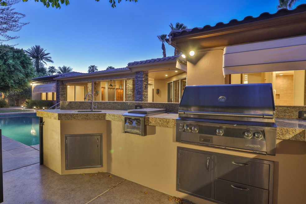 Sold $1,215,000 • Co-Listing Agent