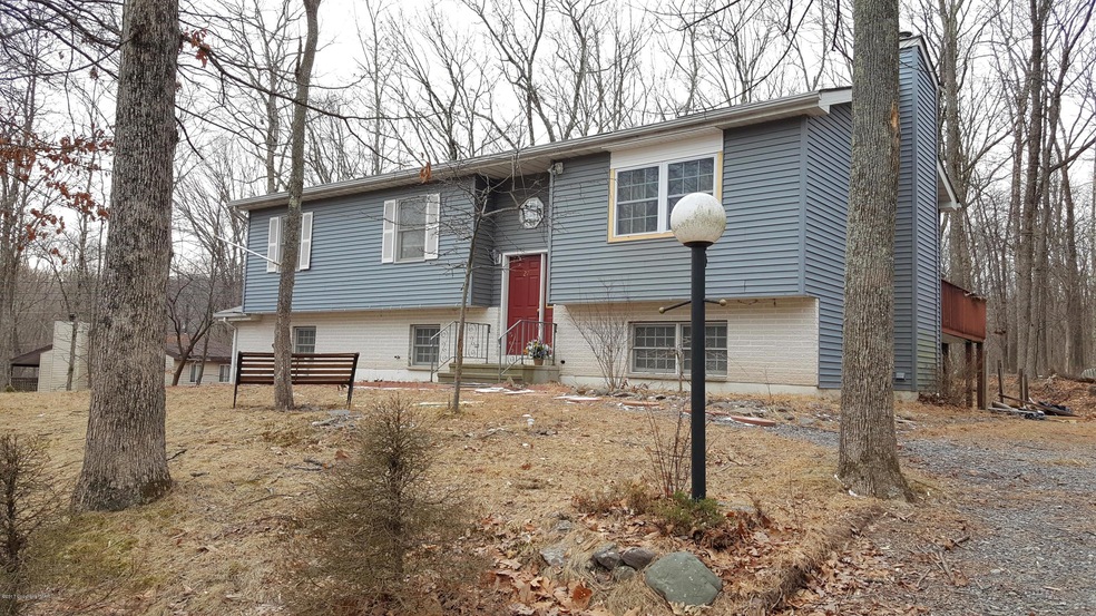 1107 Woodland Dr, East Stroudsburg, PA 18301 - photo 1