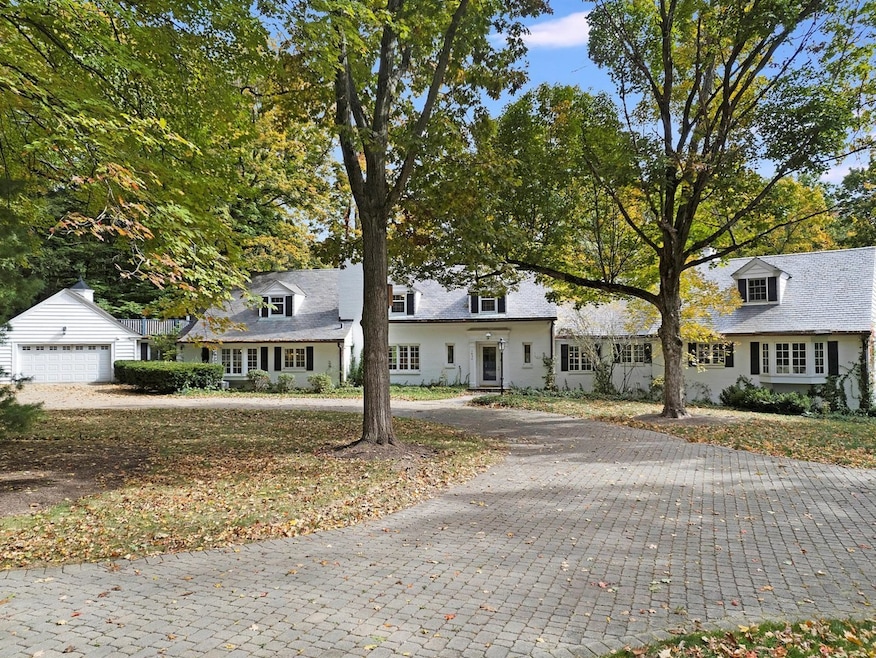 For Sale $2,395,000 • Co-Listing Agent