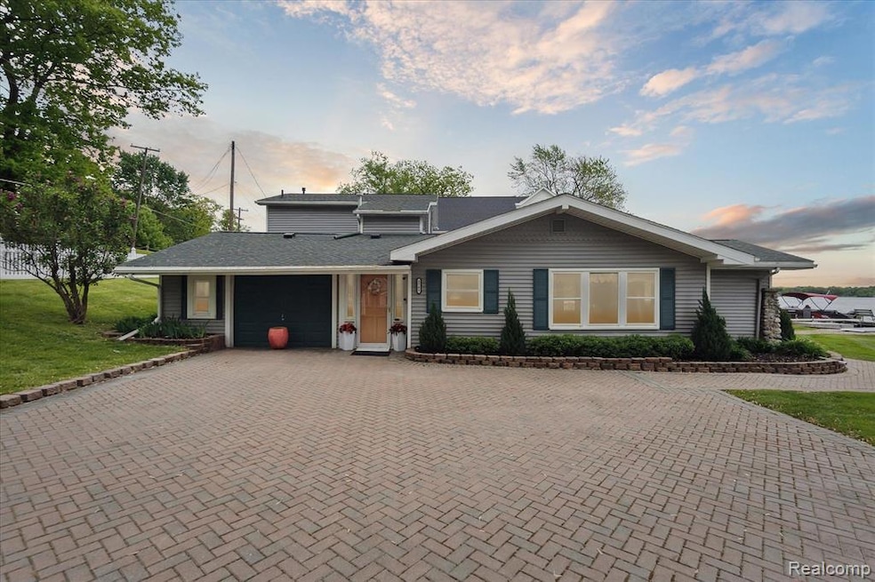 Sold $399,999 • Co-Listing Agent