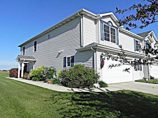 9501 Luebcke Ln, Crown Point, IN 46307 - photo 1