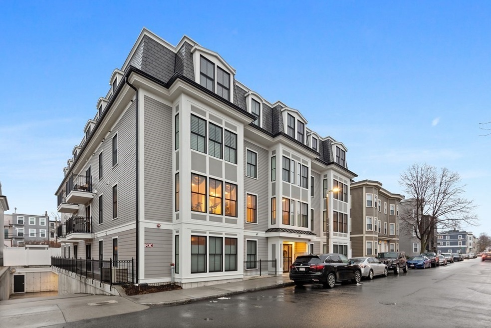881 E 2nd St unit 7, Boston, MA 02127 - photo 1