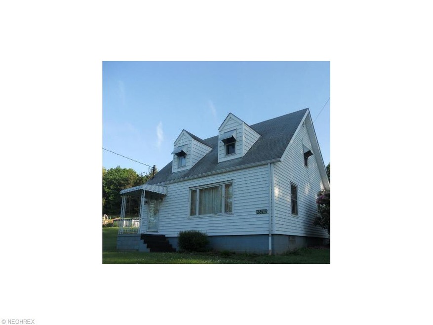 46282 Wyoming Ave, East Liverpool, OH 43920 - photo 1