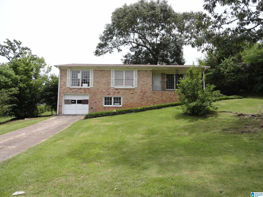 2537 6th St NE, Center Point, AL 35215 - photo 1