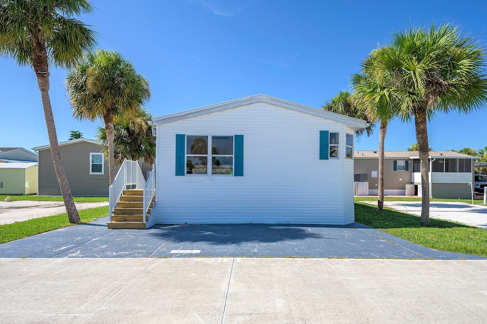 19333 Summerlin Rd unit 389 Quinto Ln, Fort Myers, FL 33908 - photo 1