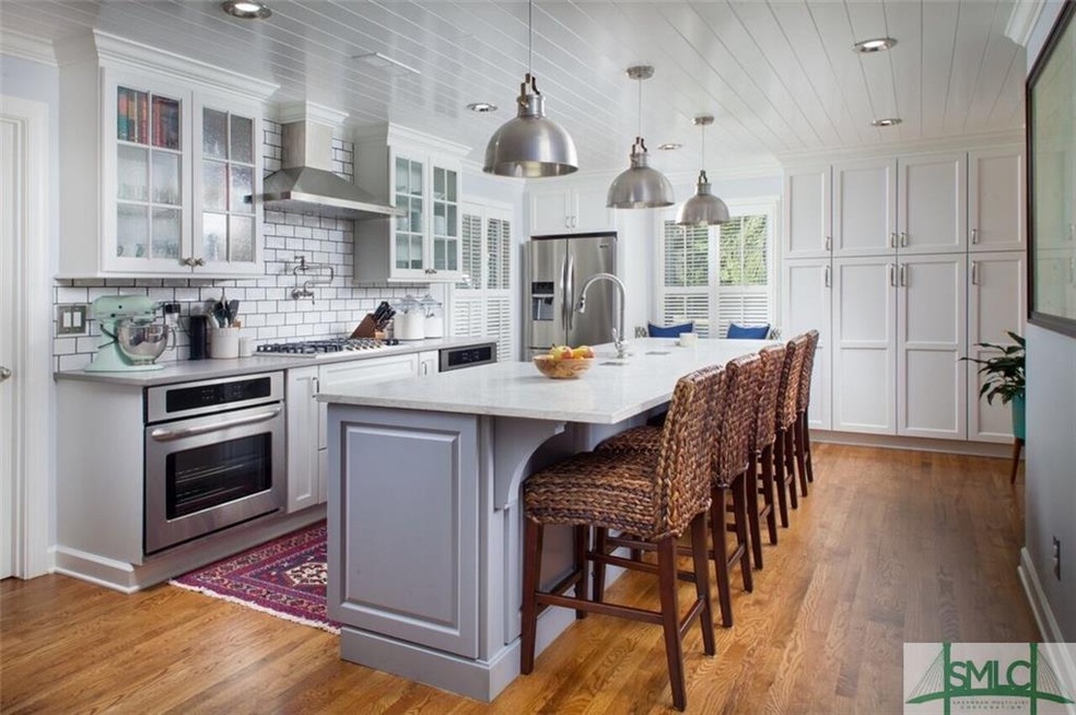 101 E 56th St, Savannah, GA 31405 - photo 1