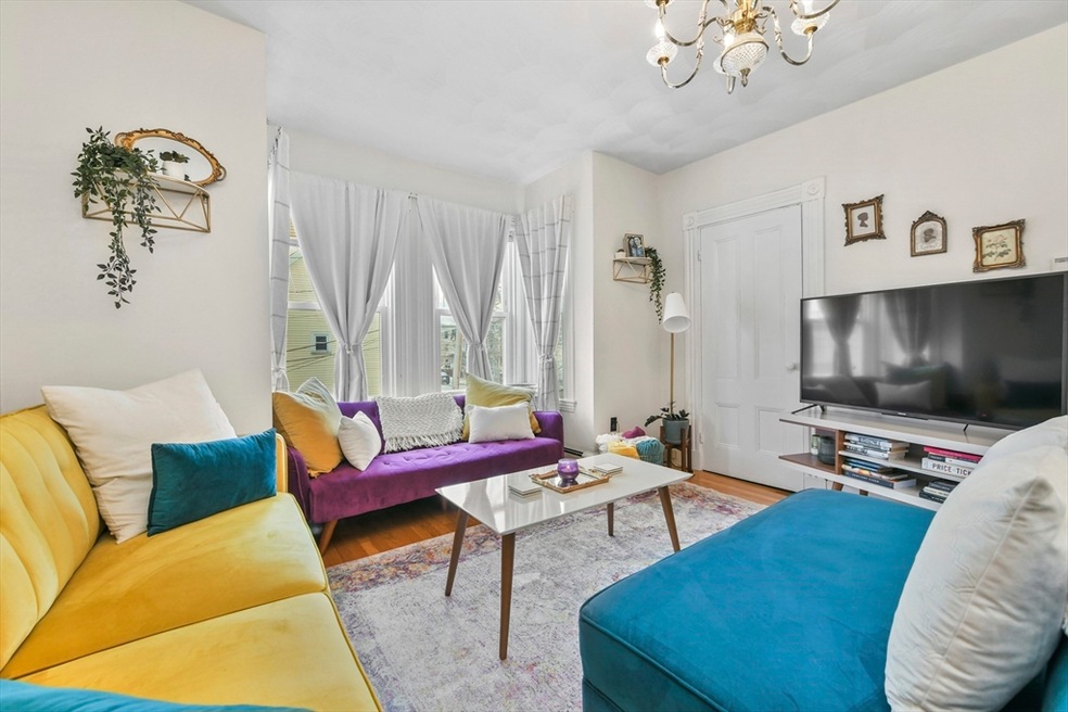 337 Washington St unit 2, Somerville, MA 02143 - photo 1