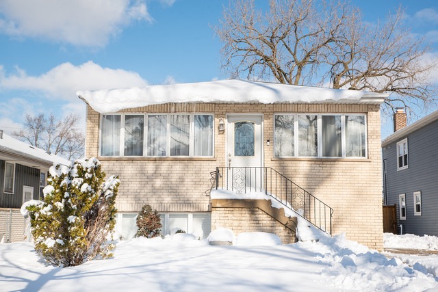 241 W Kimbell Ave, Elmhurst, IL 60126 - photo 1