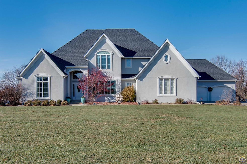 6315 SW South Pointe Dr, Auburn, KS 66402 - photo 1