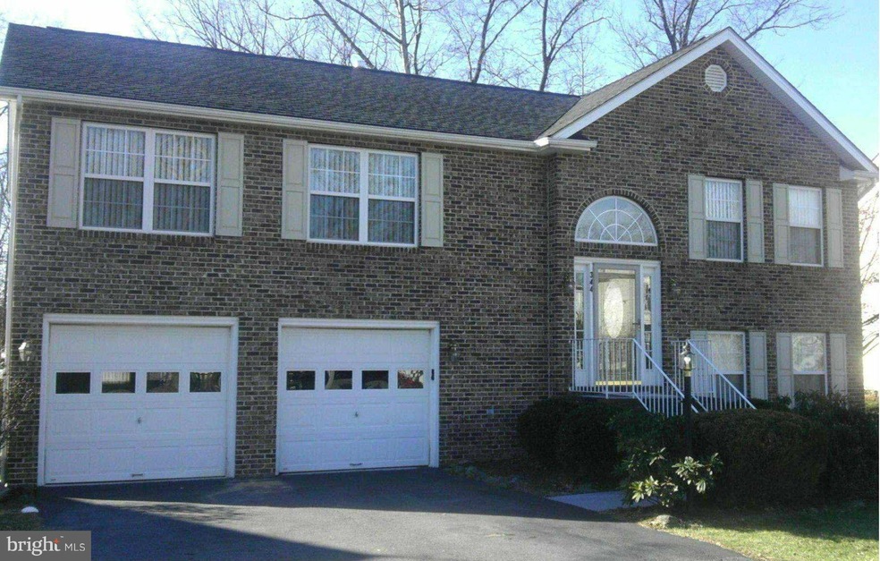 344 Montgomery Cir, Stephens City, VA 22655 - photo 1