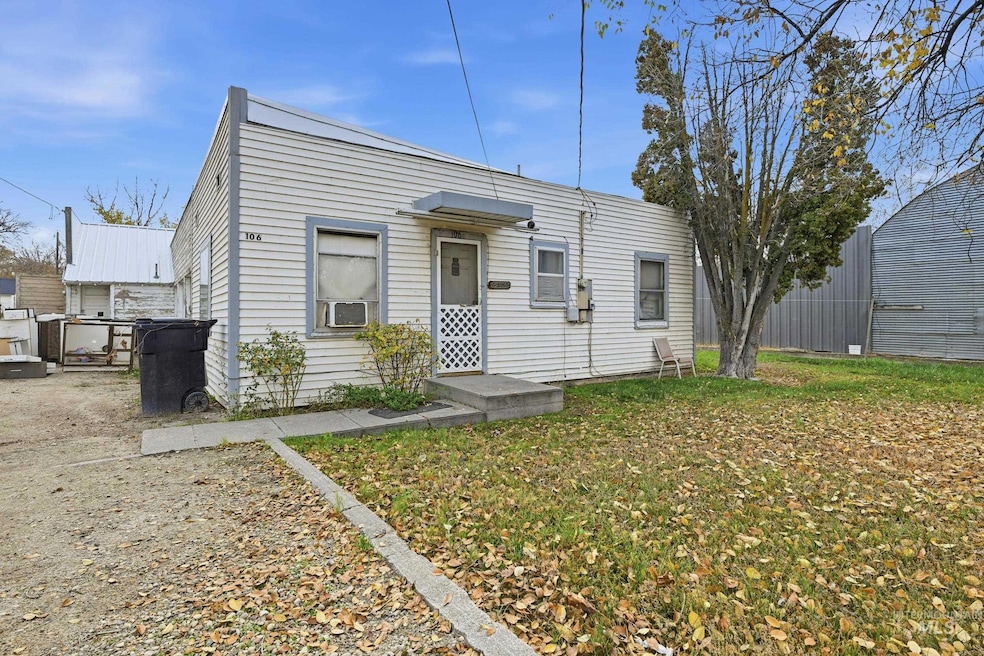 106 N 5th St, Parma, ID 83660 - photo 1