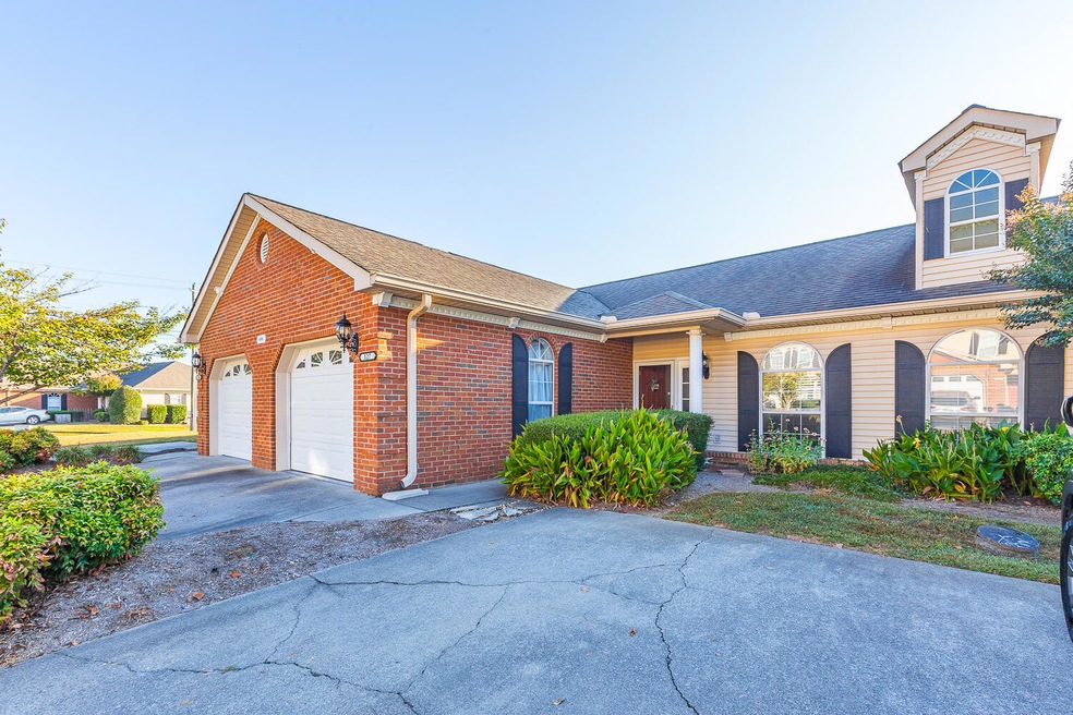 1698 Pin Oak Drive HD Unit 127-4
