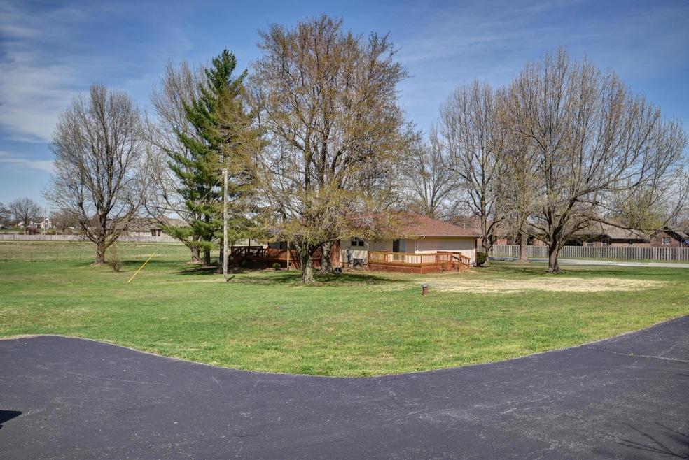 695 N Gregg Road-45