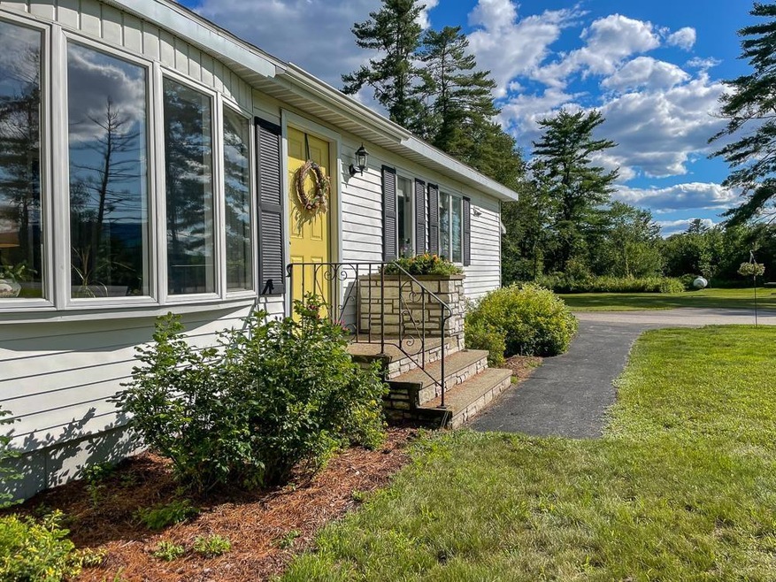 683 Main St, Lancaster, NH 03584 - photo 1