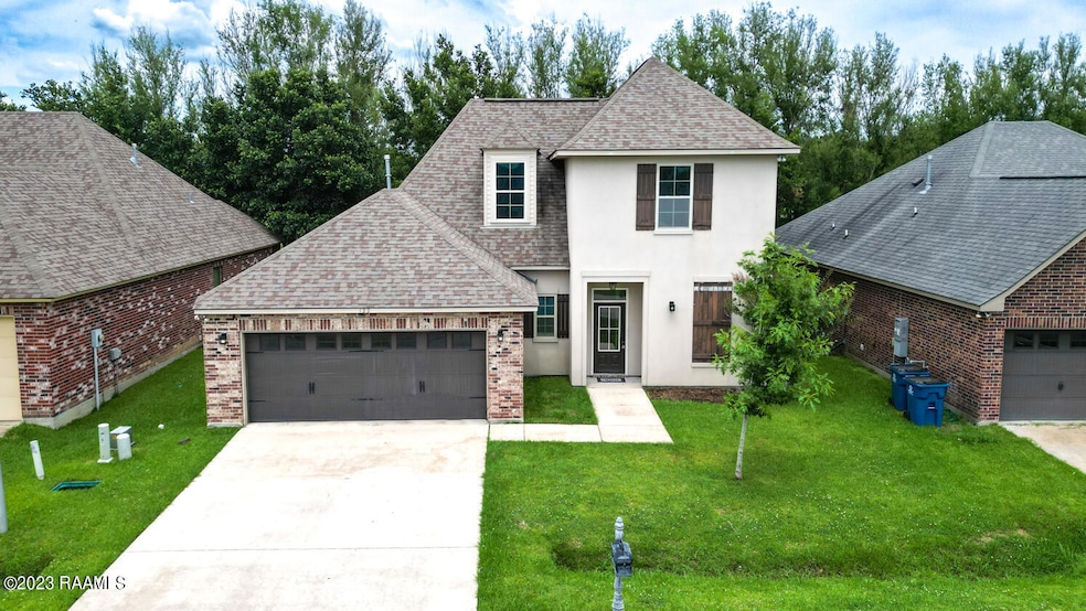 122 CLOVER LEAF DRIVE