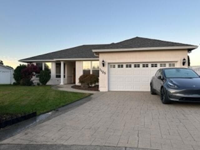 1125 Paisley Ct, Central Point, OR 97502 - photo 1