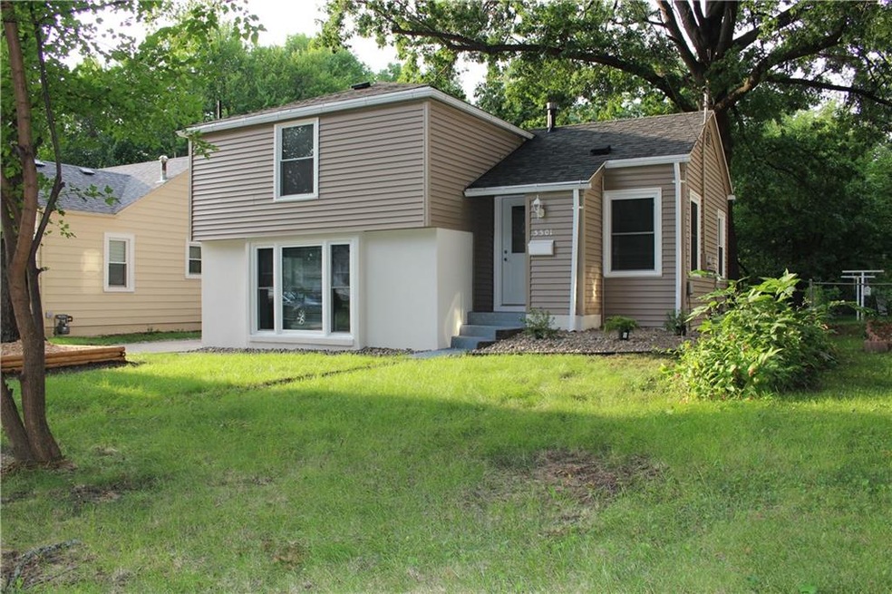 5501 Ovid Ave, Des Moines, IA 50310 - photo 1