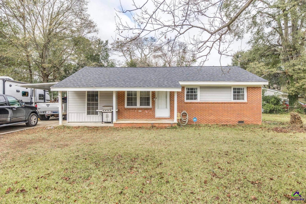 100 Ravenwood Way, Warner Robins, GA 31093 - photo 1