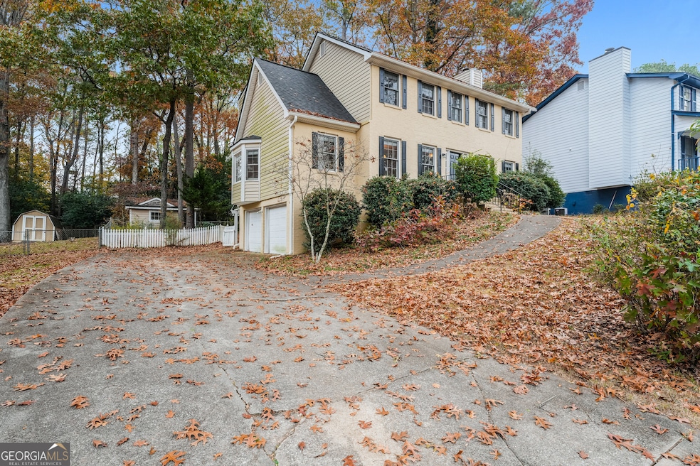 2820 Spring Ridge Cir, Snellville, GA 30039 - photo 1