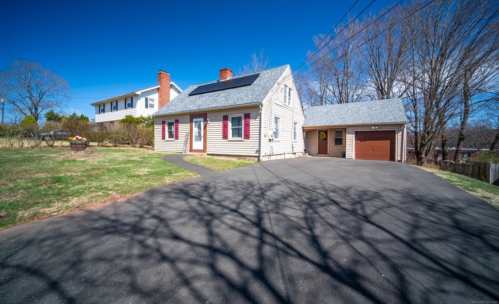 Sold $320,000 • Co-Listing Agent