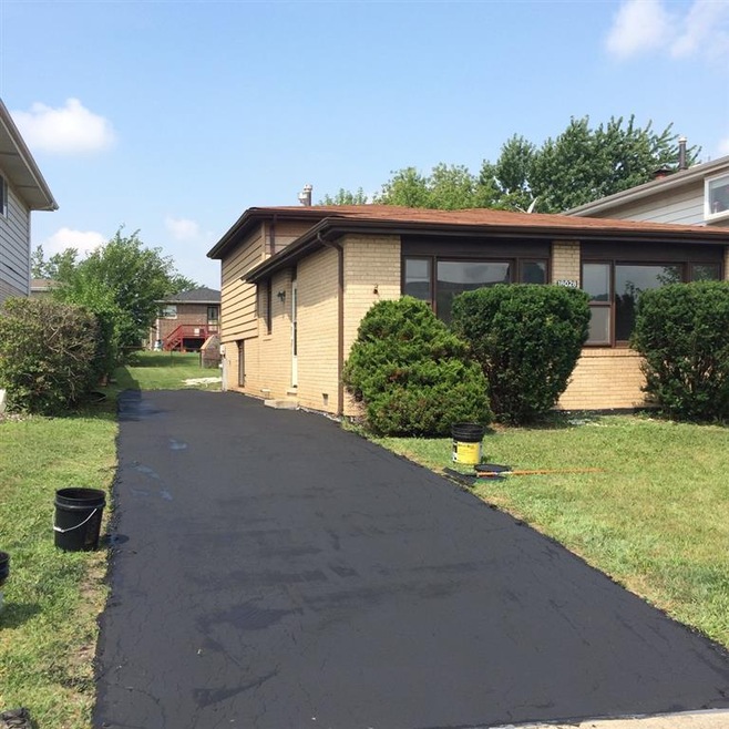 18028 Juneway Ct, Country Club Hills, IL 60478 - photo 1