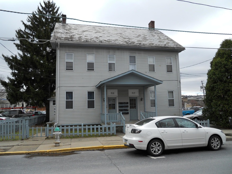715 Monroe St unit 1A, Stroudsburg, PA 18360 - photo 1
