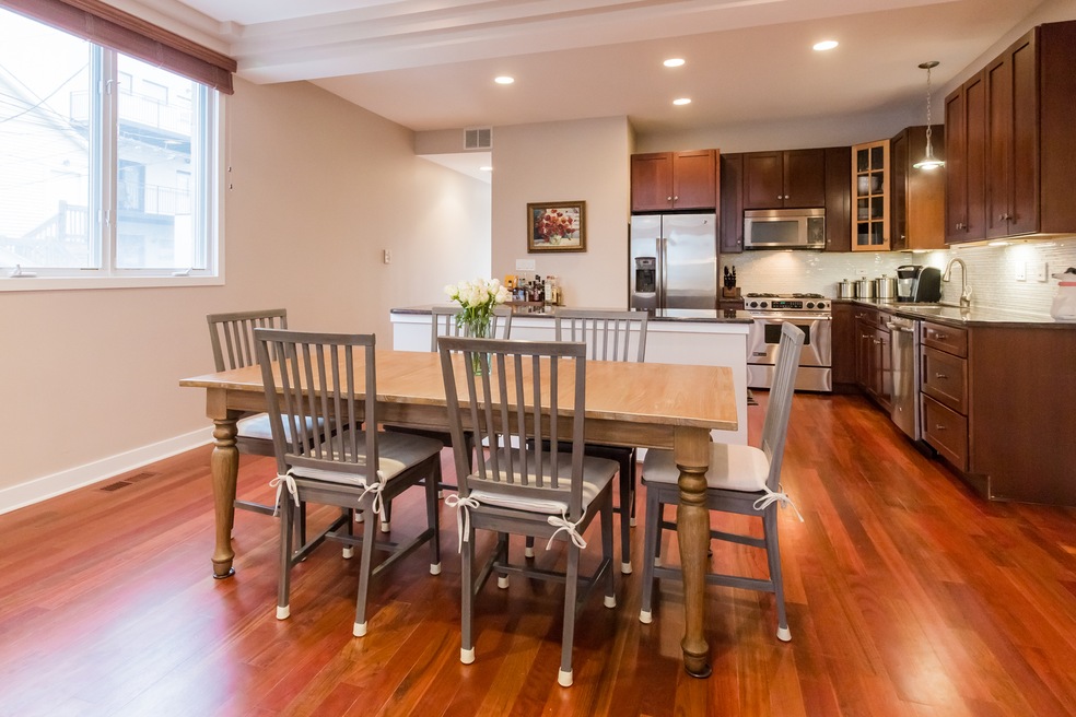 947 N Honore St unit 1, Chicago, IL 60622 - photo 1