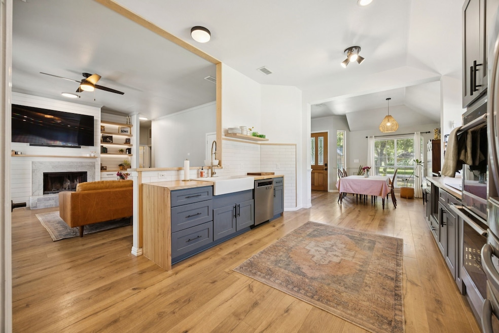 Under Contract $484,900