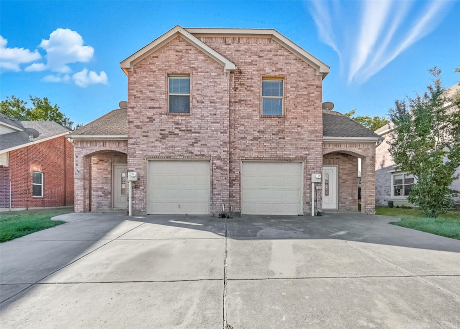 813 Parkplace Ridge unit 815, Princeton, TX 75407 - photo 1