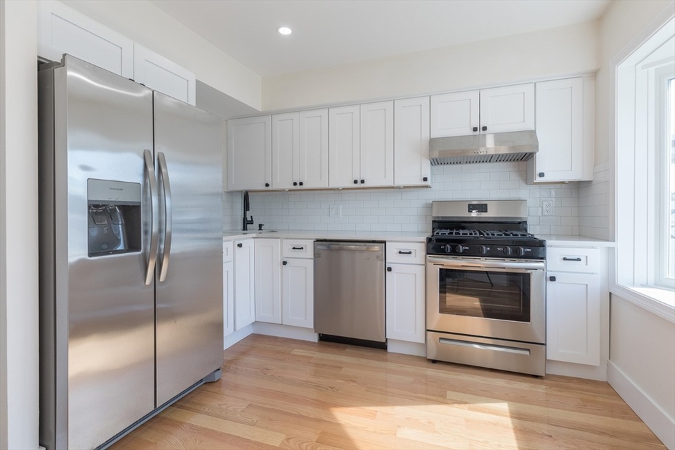 45 Wenlock Rd, Dorchester, MA 02122 - photo 1