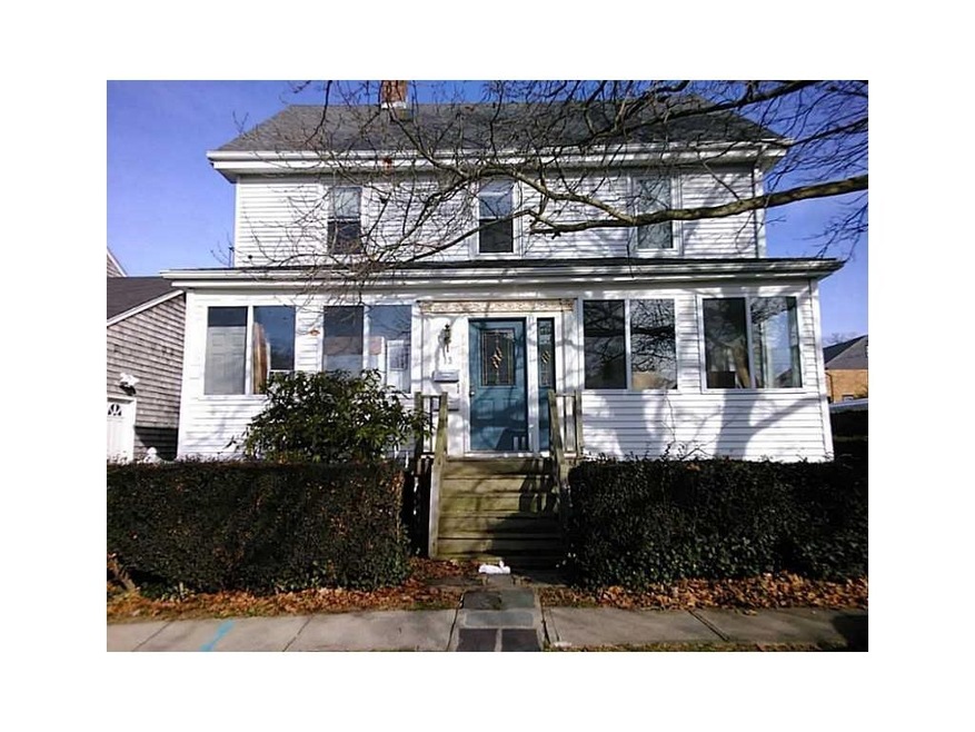 13 Canonicus Ave unit 2, Newport, RI 02840 - photo 1