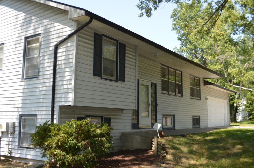 Exterior front 1 2020