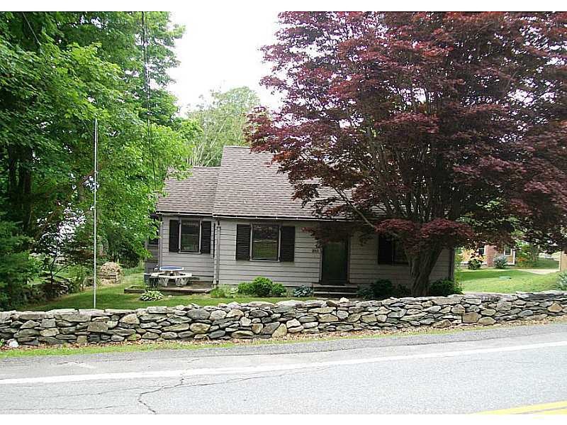 261 Highland Rd, Tiverton, RI 02878 - photo 1