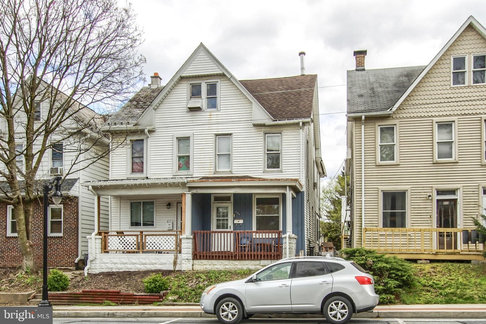 686 Market St, Lemoyne, PA 17043 - photo 1