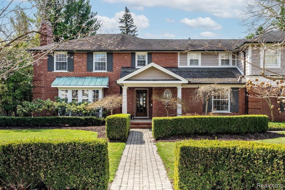 3435 Bradway Blvd, Bloomfield Hills, MI 48301 - photo 1