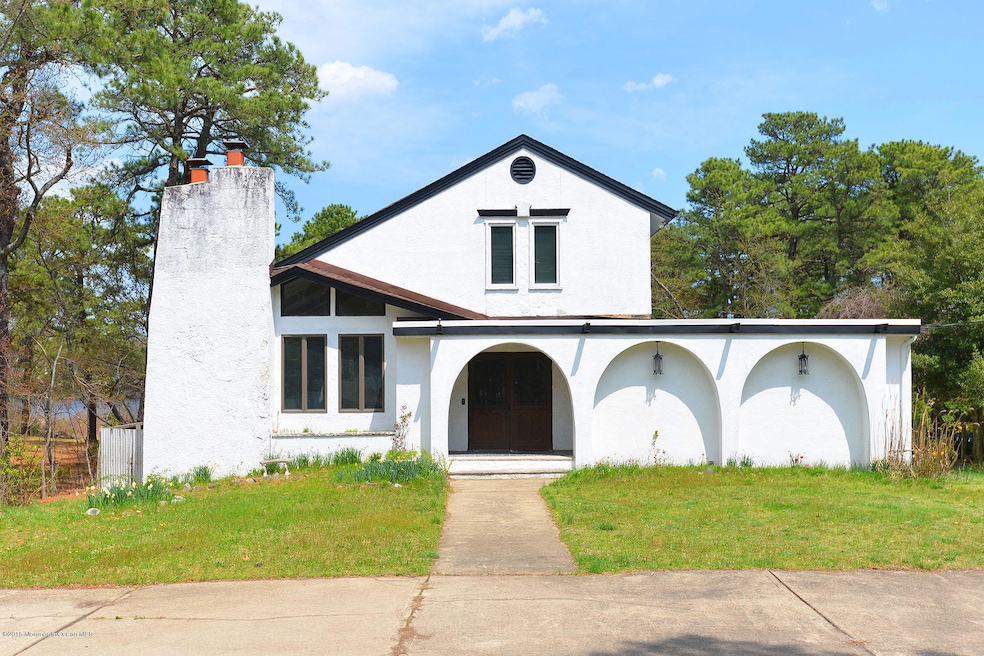 419 Lake Shore Drive