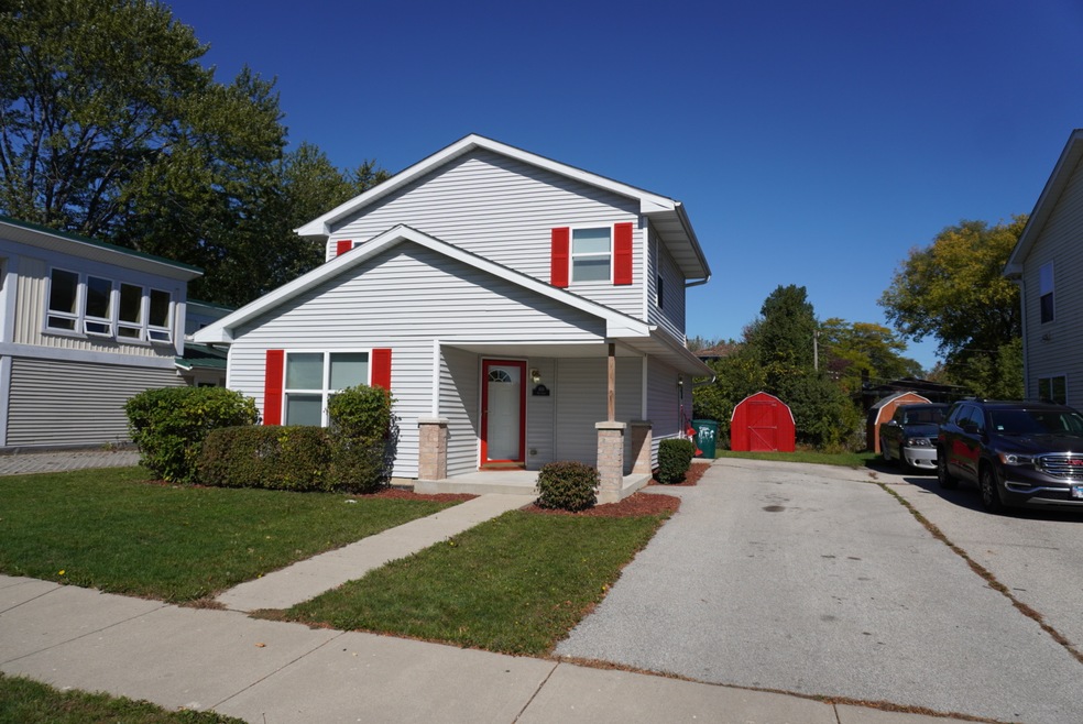 1658 11th Ct, Waukegan, IL 60085 - photo 1