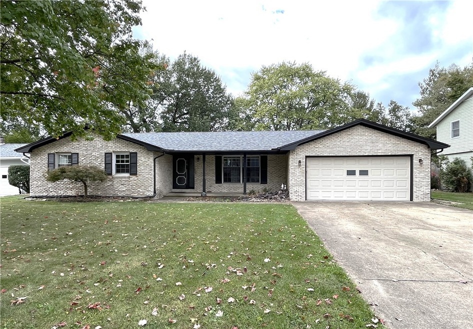 1021 Penguin St, Effingham, IL 62401 - photo 1