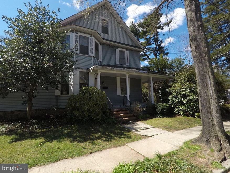 32 Colonial Ave, Haddonfield, NJ 08033 - photo 1