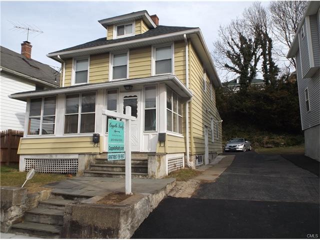 14 Lincoln Ave unit Rear, Norwalk, CT 06854 - photo 1