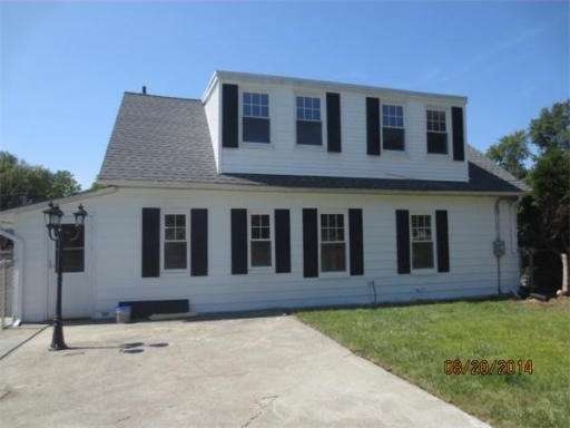 56 Darrow St, Worcester, MA 01606 - photo 1