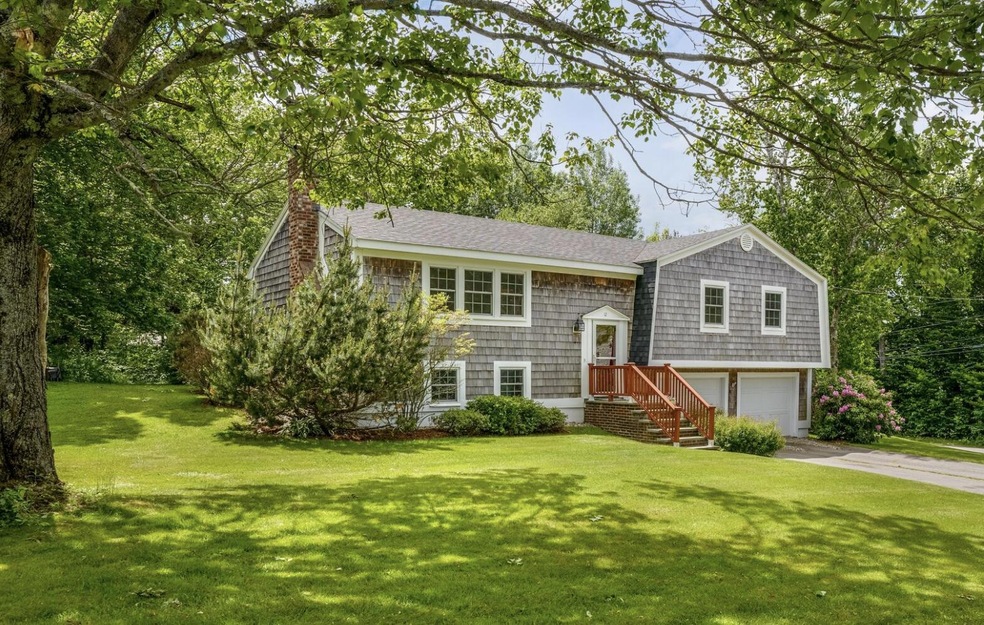 12 Hallmark Exterior