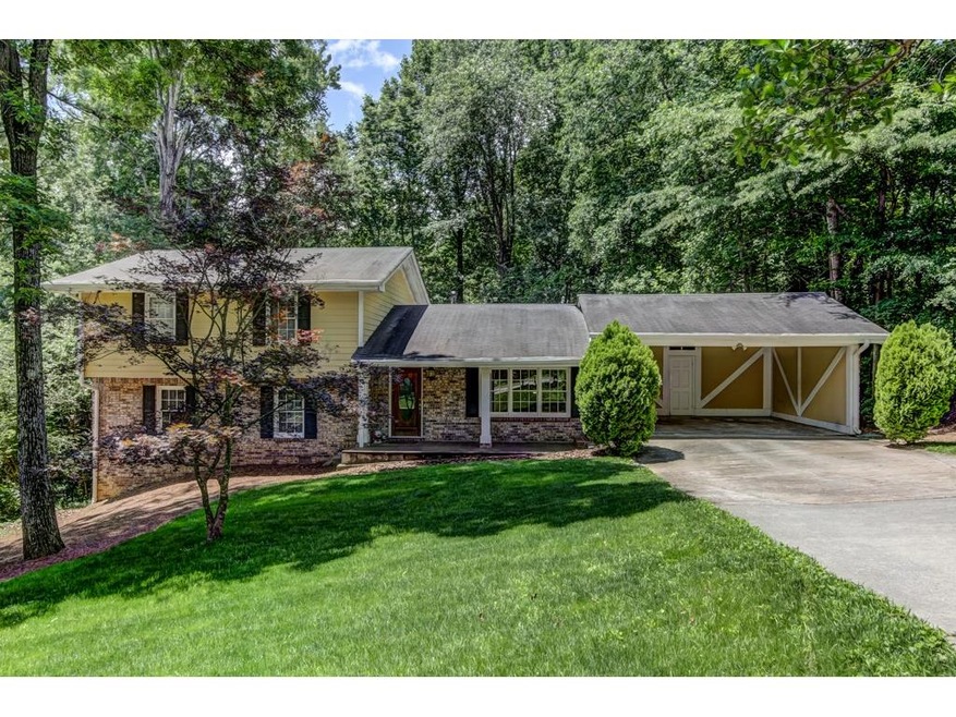 Welcome to 6868 Lockridge Drive!