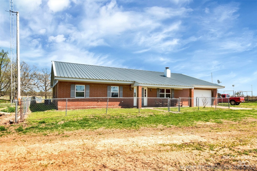 53364 S 660 Rd, Colcord, OK 74338 - photo 1