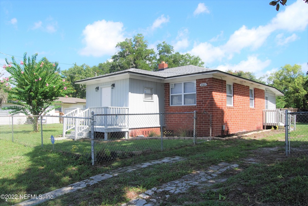 5763 Timuquana Rd, Jacksonville, FL 32210 - photo 1